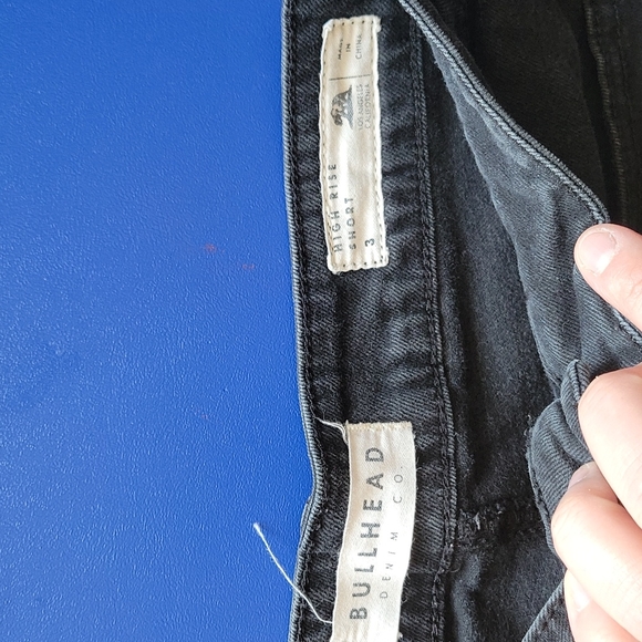 BullHead Jean Shorts - Picture 3 of 5